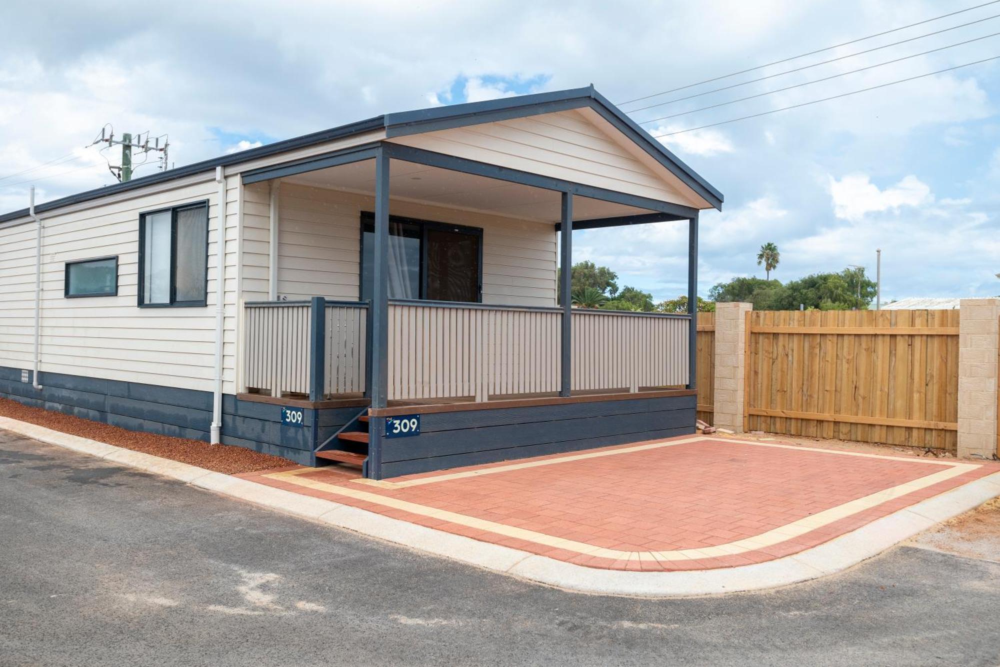 Jurien Bay Tourist Park Hotell Eksteriør bilde
